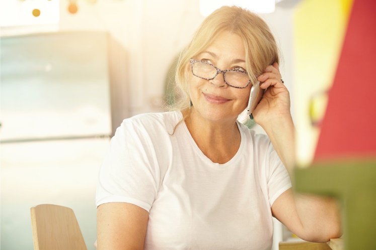 woman on the phone